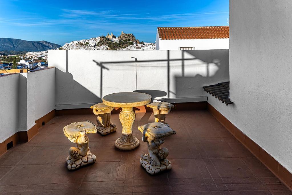 Apartamento En Olvera Con Garaje Εξωτερικό φωτογραφία